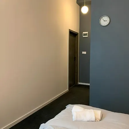 Abar Center *