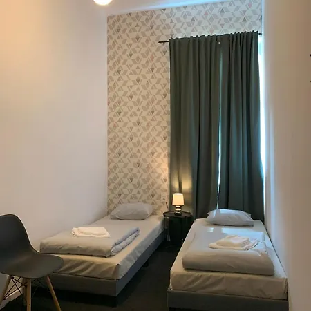 Vandrerhjem Abar Center *